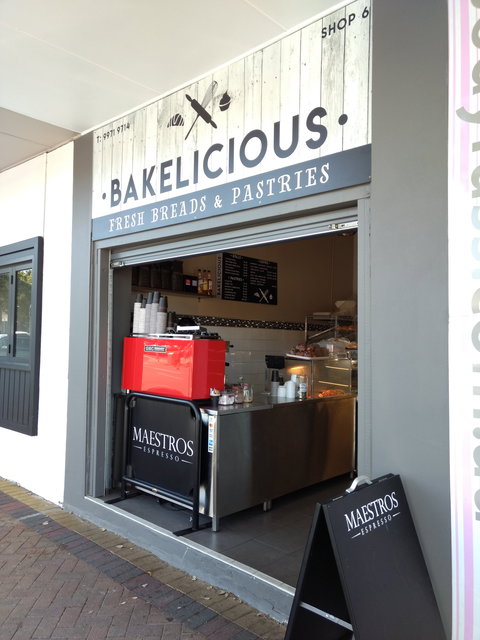 Bakelicious - Narraweena Cake Shop - Stayed 0