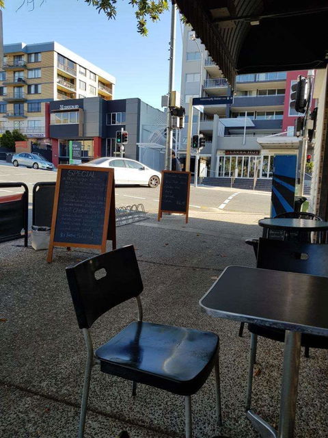 Corner Cafe 26 - Stayed 0