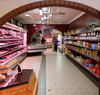 Knights Meats and Deli - Stayed