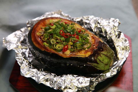 77 Dumpling King - Stays Accommodation 0