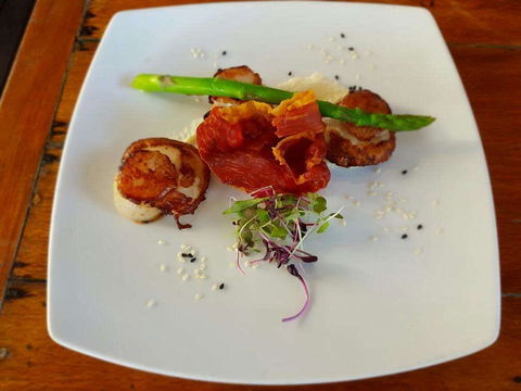 Apres Beach Bar And Grill - Stayed 0