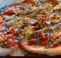 The Black Horse - Stayed