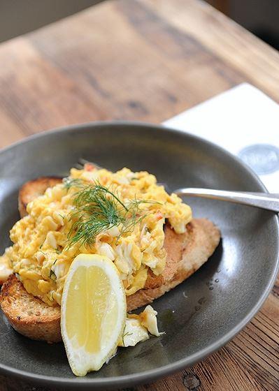 No.4 Robe - Stayed 17