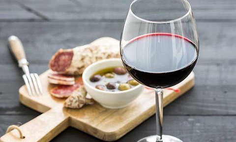 No.4 Robe - Stayed 8