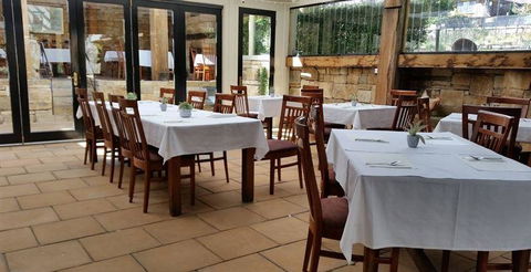 117 Dining - Stays Accommodation 5