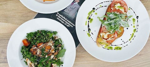 Cafe Boardroom - Stayed 1