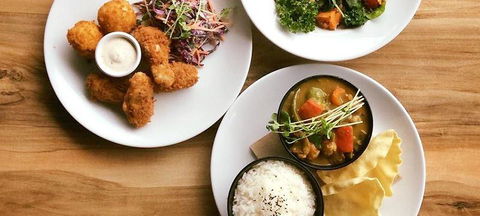 Cafe Boardroom - Stayed 2