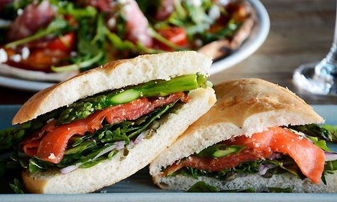 Mediterranea Restaurant - Stays Accommodation 7