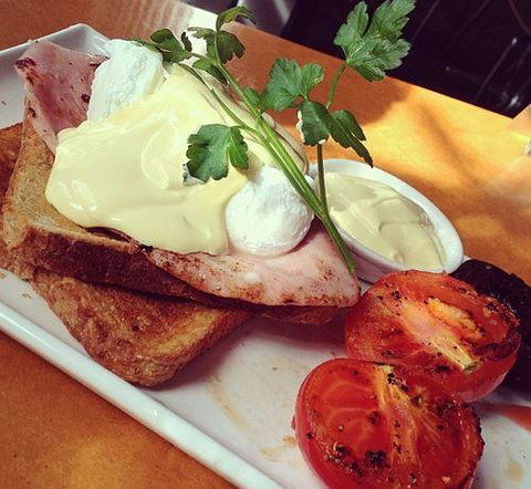 Agatha's Licensed Cafe - Stayed 9