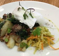 The Melt Hub - Stayed