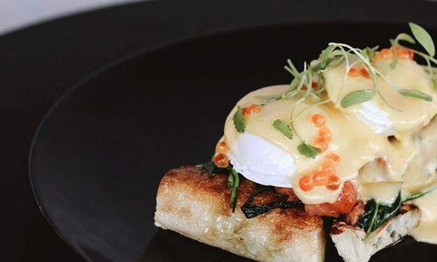 The Reveley - Stayed 10