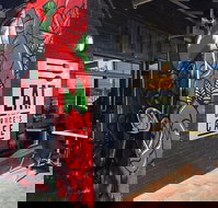 Bruce's Cafe - Stayed