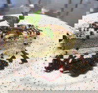 Dino's Cafe - Stayed