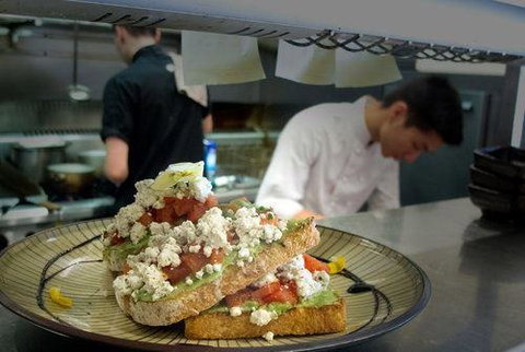 Glen Iris Pantry - Stayed 13