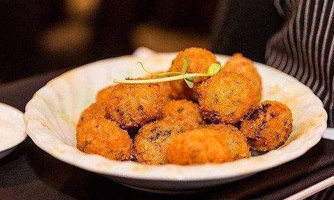 Just Desserts Cafe - Stayed 6