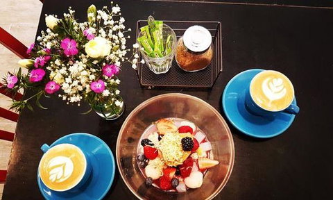 Jacaranda Coffee Lane - Stayed 12