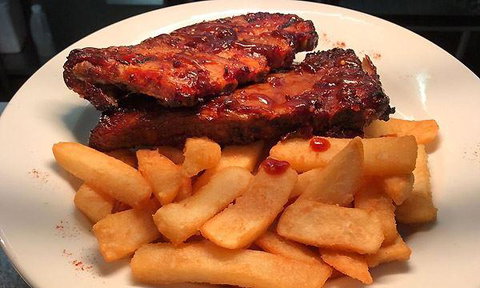 Oliva Mediterranean Restaurant - Stays Accommodation 0