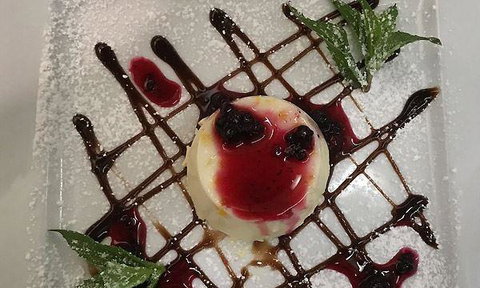 Oliva Mediterranean Restaurant - Stays Accommodation 1