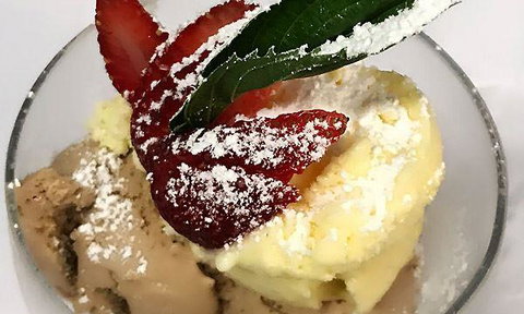 Oliva Mediterranean Restaurant - Stays Accommodation 3