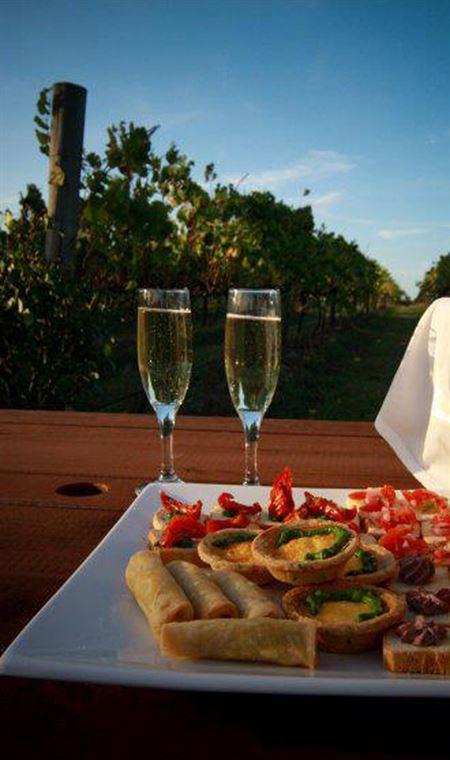 Wild Cattle Creek Estate Restaurant - Stayed 14