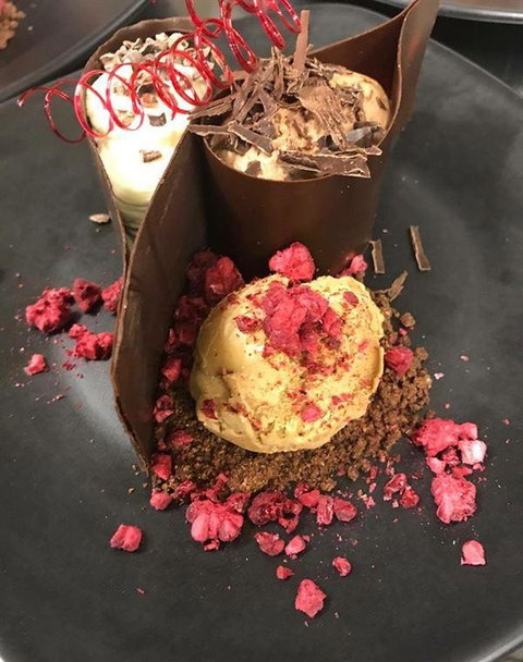 Wild Cattle Creek Estate Restaurant - Stayed 5