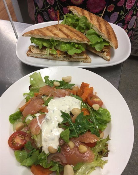 Miss Nellie's Cafe - Stayed 8