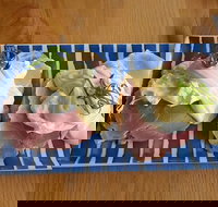 Sea Side Cafe - Stayed