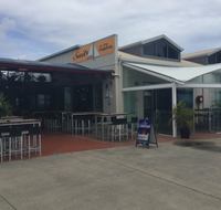 Sails Sports Bar - Stayed