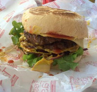 Malibu Burgers - Stayed