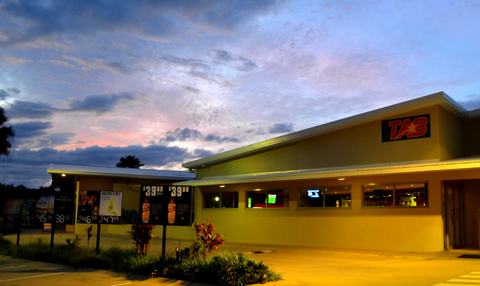 Capricorn Tavern - Stayed 3