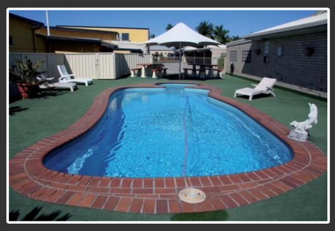 SunPalms Hotel Motel - Stays Accommodation 2