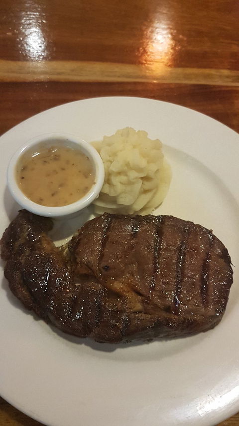 Hog’s Breath Cafe Rockhampton - Stayed 7