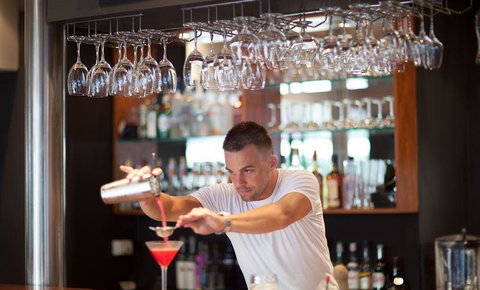 Milan @ Kew - Stayed 8