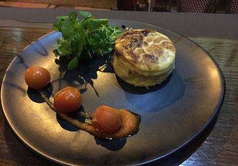 A La Bouffe Bar & Bistro - Stays Accommodation 20