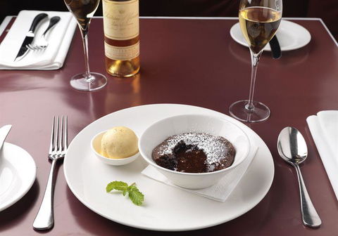 A La Bouffe Bar & Bistro - Stays Accommodation 32