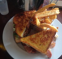 Three C's Cafe - Stayed