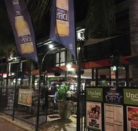 Uncles Tavern - Stayed