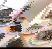 Yaye's Cafe - Stayed