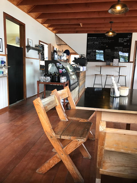 Penguin & Pardalote Coffee House - Stays Accommodation 4