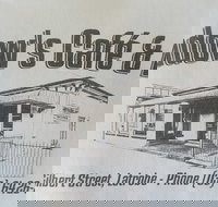 Shadow's Cafe  Bar - Stayed