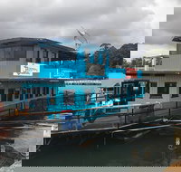 Skippers Floating Eatery - Stayed