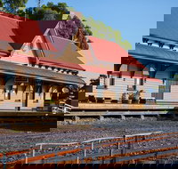 Tracks on Point - Stayed