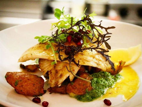 Meze Me Grove - Stays Accommodation 4