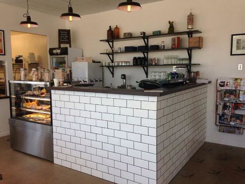 Food + Drink Cafe - Stayed 0