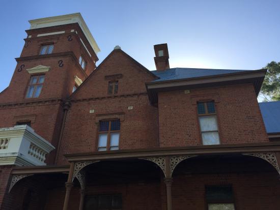 Woodbridge WA Stayed