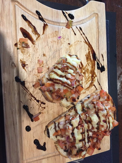 Paddyâ€™s Bush Bar & Grill - Stayed 1