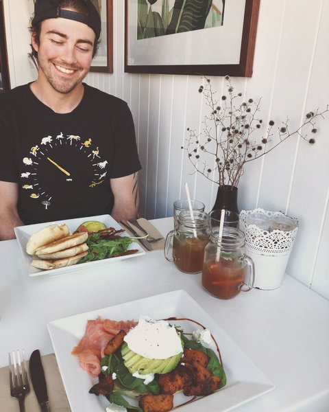 The Happy Wife - Stayed 5