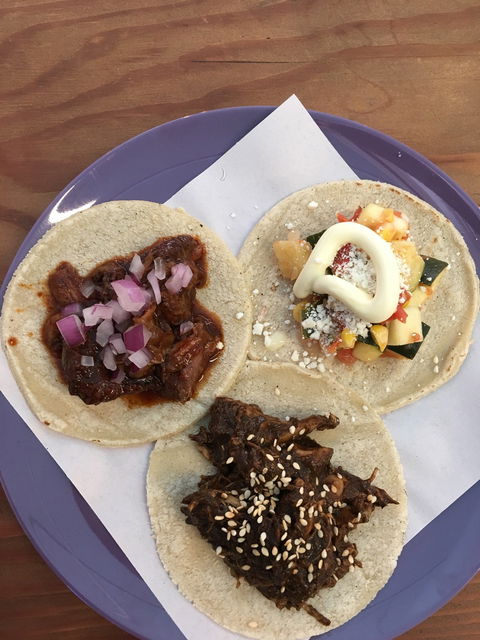 La Popular Taqueria - Stays Accommodation 2