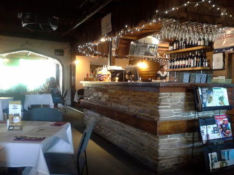 Old Bush Inn - Stays Accommodation 0