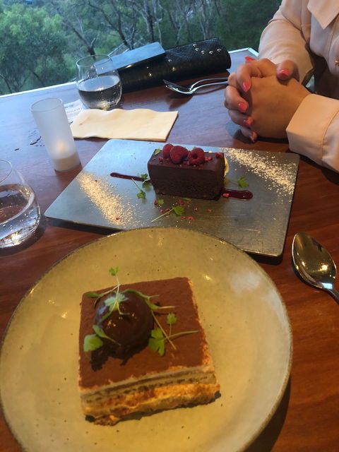 Windy Point Cafe - Stays Accommodation 1
